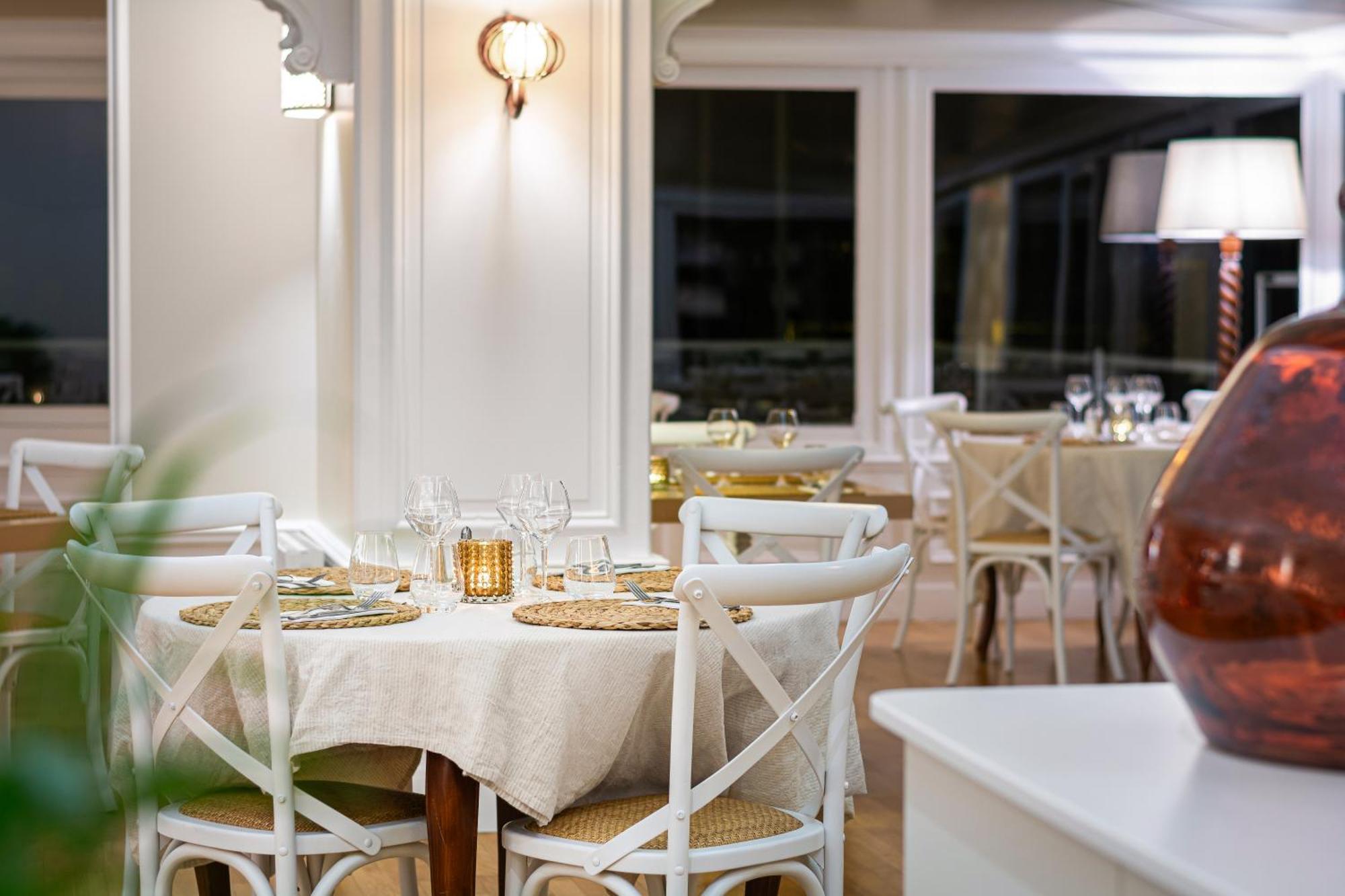 Hotel De La Plage Courseulles-sur-Mer Εξωτερικό φωτογραφία